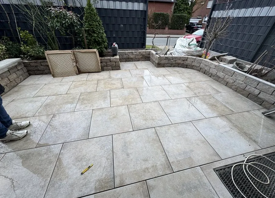 Vorher Nachher Projekt Gartenbau Münster Fernandes und Lopes