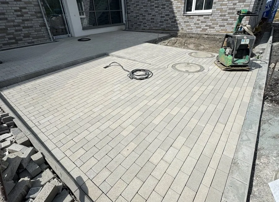 Vorher Nachher Projekt Gartenbau Münster Fernandes und Lopes