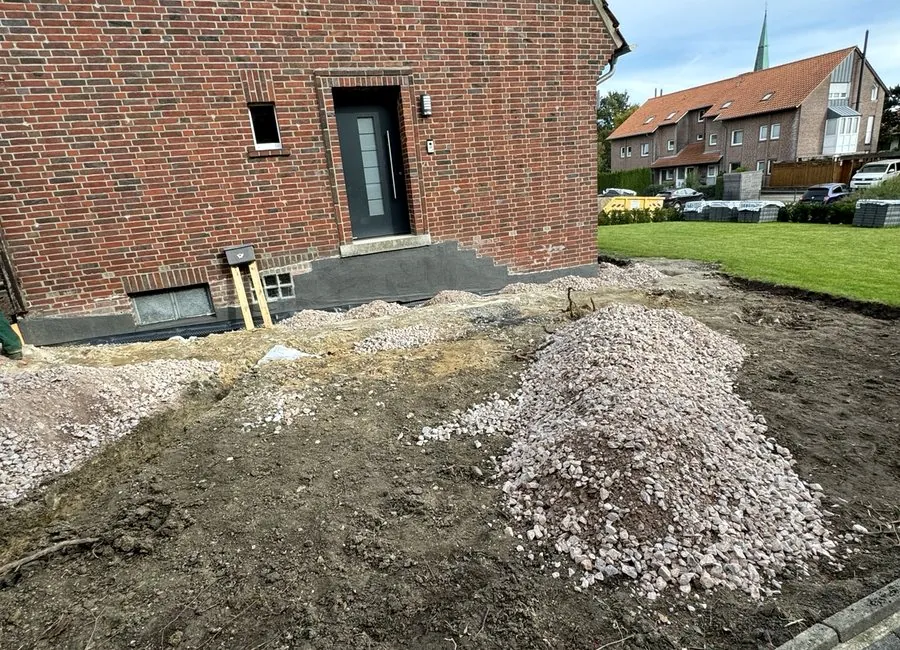 Vorher Nachher Projekt Gartenbau Münster Fernandes und Lopes